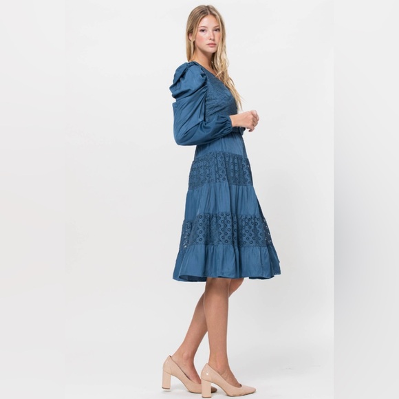 NWT Boutique Helen Lace Mix Puff Sleeve Midi Dress – Blue - Picture 3 of 5